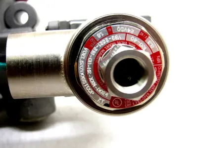 NEW VERSA VSG-2521-316-CD-H2-XXN-D024 TWO-WAY VALVE 24VDC VSG2521316CDH2XXND024