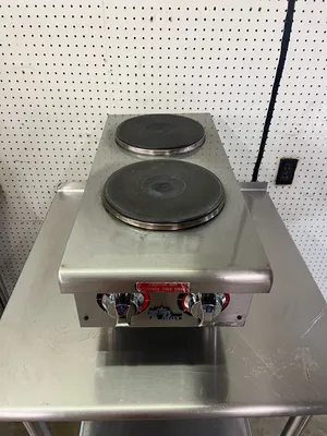 Used Star Used Star 502FF 2 Burner Countertop Range with Solid Burners - 208V 1Ph Commercial Ranges Illinois US | Falcon Restaurant Supply #1375575