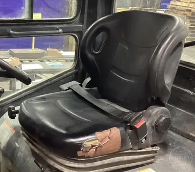 Used 2018 TOYOTA 8FDU40 Internal Combustion Forklifts: Pneumatic Tire Illinois US | Forklift Exchange #1274645