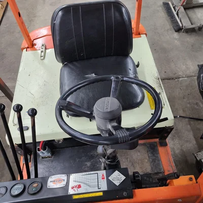 Toyota Lift Truck S# IC SP 7282 24 Cels. # 6419