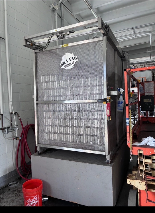 Used _UNKNOWN_ _UNKNOWN_ Palletizers Indiana US | Brewhouse Equipment Group #1059437