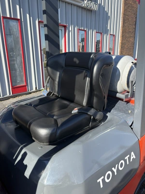 USED 2001 TOYOTA 7FGU25