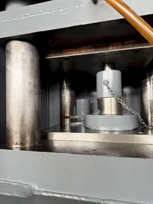 300 TON M&N 4-POST HYDRAULIC HOBBING PRESS. STOCK # 1224124.