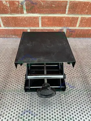 Unknown   8" x 8" x 14 1/2" Table-Top Lab Jack
