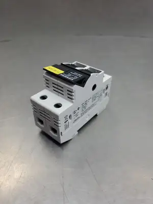 Used Siemens 3NW7 5230HG Fuse Holder, 30A, 600V, Class CC Fuse Accessories | Palmetto Automation #1149890