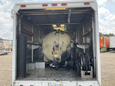 Used 2002 FORD COMM STRIP Cab Chassis trucks Michigan US | Miedema Asset Management Group #1314140