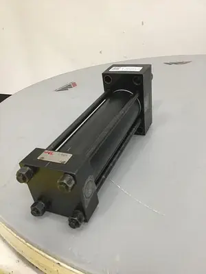USED HYDRO LINE N5GF-2.5X7.83