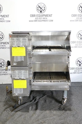 MIDDLEBY MARSHALL DOUBLE STACK PROPANE GAS SPLIT BELT PIZZA CONVEYOR OVEN MODEL PS636G (L TO R)