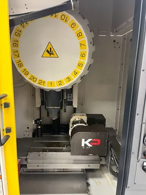 2021 FANUC ROBODRILL A D21MIB5 Vertical Machining Centers | Lion Machinery (3)