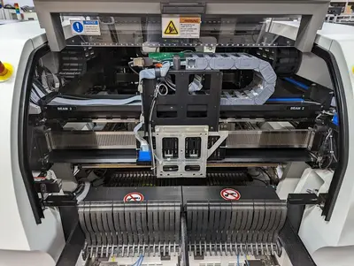 Used UNIVERSAL INSTRUMENTS 4988C Flexible SMT Pick & Place Mounter Michigan US | 4Tech USA #1404238