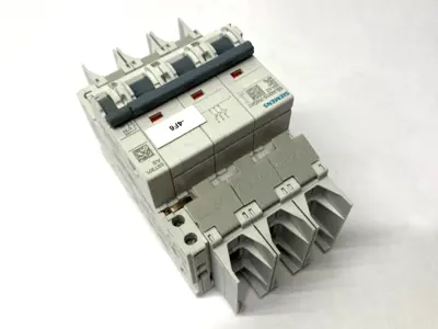 USED SIEMENS MINIATURE CIRCUIT BREAKER 3-POLE 10A W/ 5ST3010 SWITCH