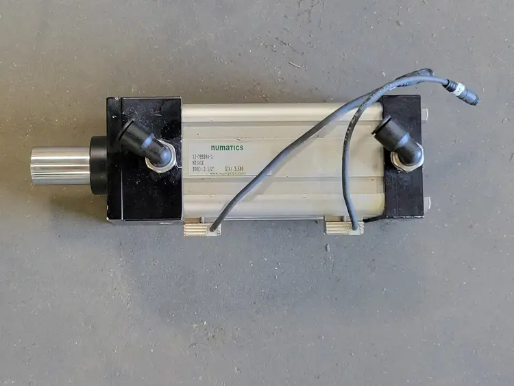 Used NUMATICS XI-785594-1 Parts (Hydraulics and Pneumatics) British Columbia CA | Lenmark #271340