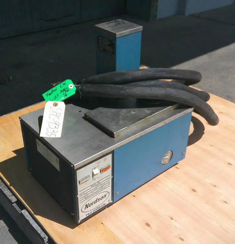 SPC9335  Hot Melt Dispenser Nordson hot melt glue dispenser model HM IV