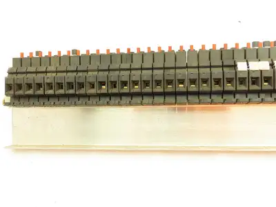 Allen Bradley 1492-GH015 Din Rail 1.5A Circuit Breaker Ser B 250V Lot of 64