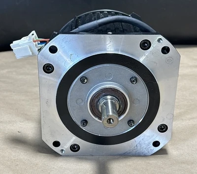 USED Yaskawa SGMRS-12A2B-YR11