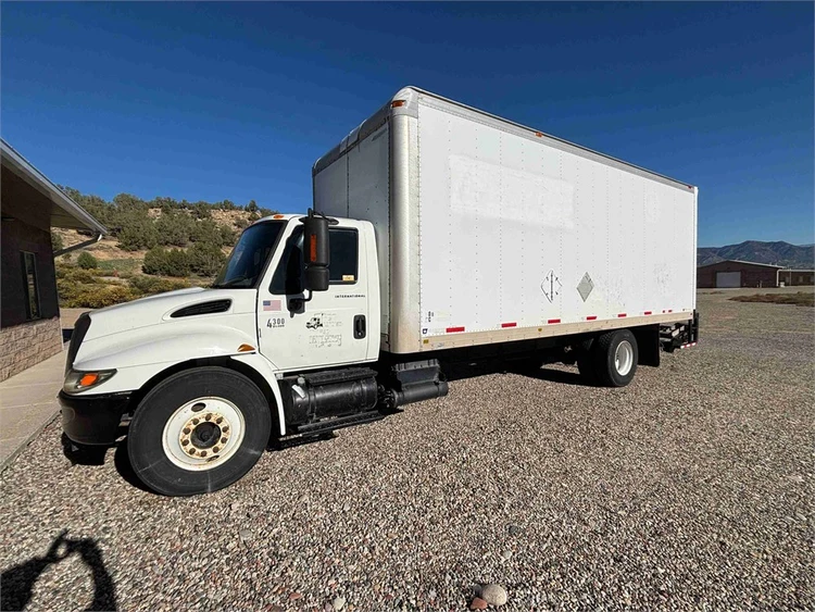 Used 2007 INTERNATIONAL 4400 Box trucks Colorado US | MachineryMax #1518804
