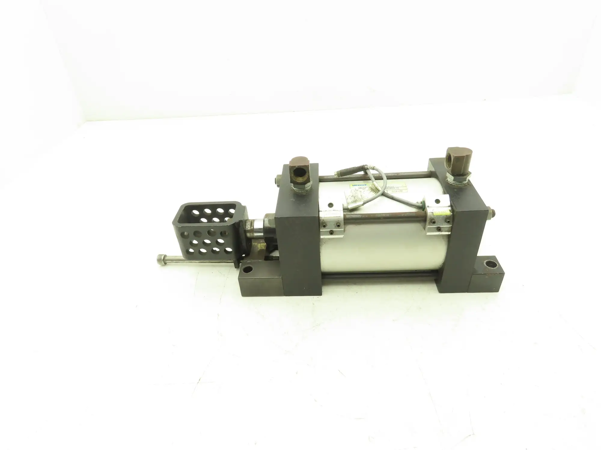 Vickers Q6E-4.00X4.00-N-1.00-2-L-N-H-1-1 Pneumatic Air Cylinder 4"Bore 4"Stroke