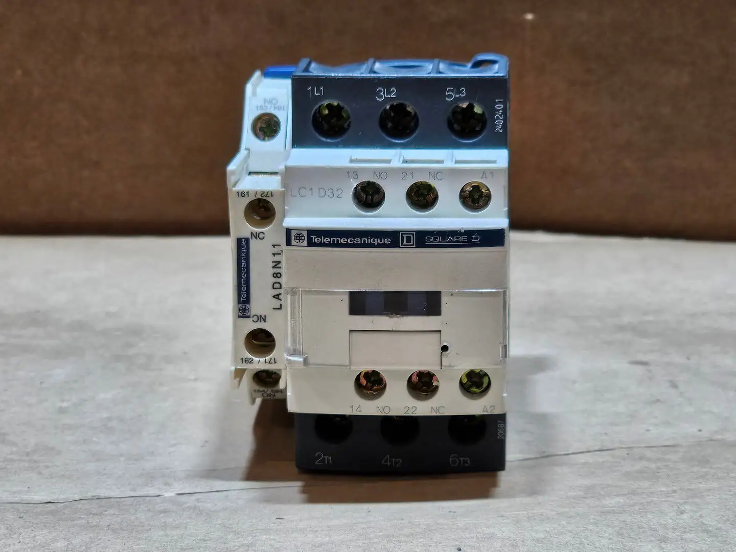Used TELEMECANIQUE LC1D32 Switchgears British Columbia CA | Lenmark #1438533