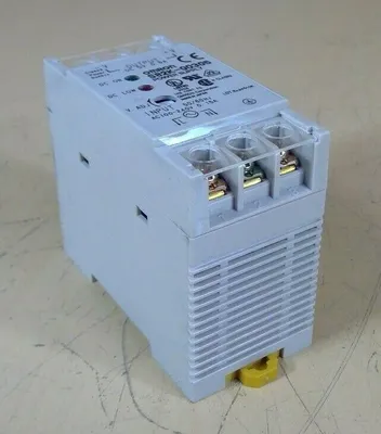 Omron S82K-00305 Power Supply 4H