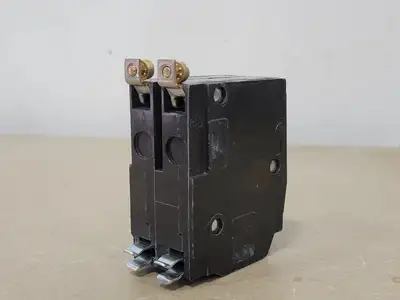 USED SQUARE D QOB240