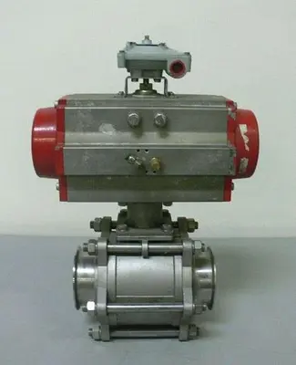 USED TRIAD CONTROLS 2R300SR 150 PSI ACTUATOR + 4" CF8M 1000 WOG VALVE & APL-210N