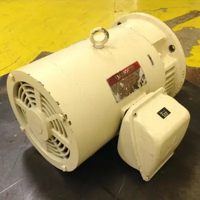 USED MITSUBISHI SB-JF 30 HP