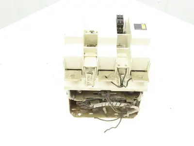 Cutler Hammer 10 5822C Motor Starter Contactor Size 6 Rated 540A/3PH