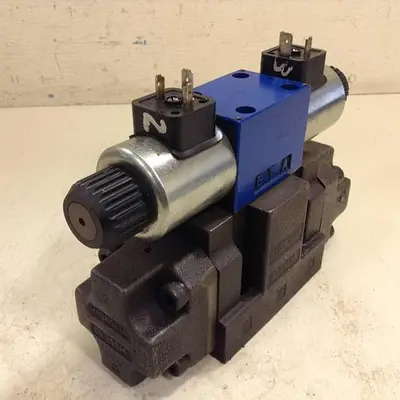 USED HUSKY WEH43P10A18CSBN