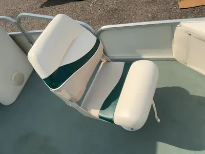 Used 2001 BENNINGTON 227 FS Boats (Misc) Michigan US | Miedema Asset Management Group #1321235