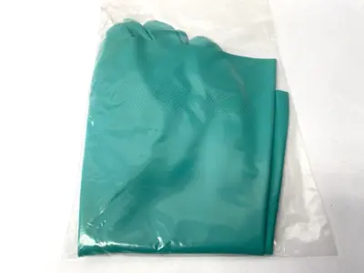 N/A | Industrial Chemical Work Gloves Small LOT OF 34 - New – Open box