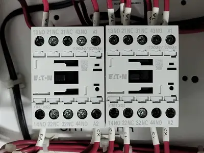 Used EATON SVX005A1-5A4N1 Switchgears British Columbia CA | Lenmark #240332