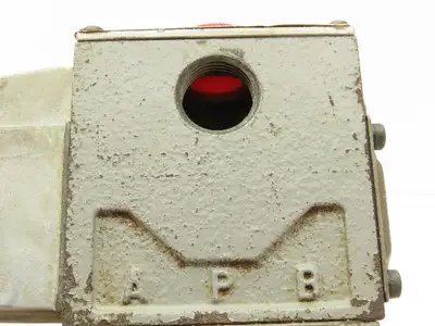 Toyo-oki HLD3-2CSG40-G3EC-04B Directional Solenoid Valve HD3-42SG-BcA-025A 120V