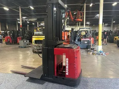 Used 2014 RAYMOND 520OPC30TT Order Pickers Illinois US | Somerset Equipment Sales #1546167