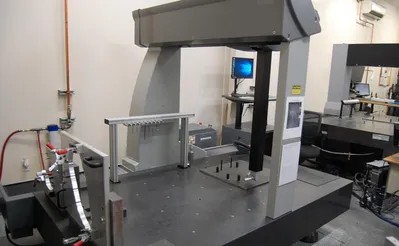 2018 HEXAGON Global Image 12.15.10 Coordinate Measuring Machines | Machnet (2)