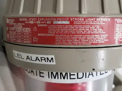 Used FEDERAL SIGNAL CORPORATION 27XST Lighting British Columbia CA | Lenmark #914064