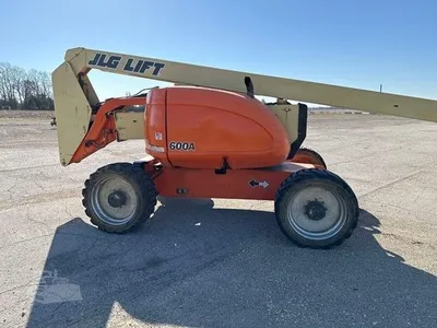 USED JLG 600A