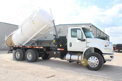 Used 2020 INTERNATIONAL MV Septic/Sewer/Vacuum Trucks Texas US | Roll Off Truck World #1491806