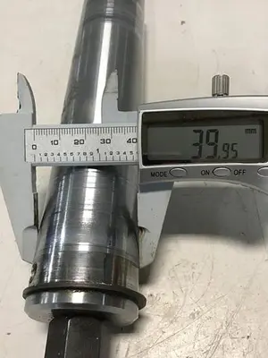 USED CINCINNATI MILACRON 5038682
