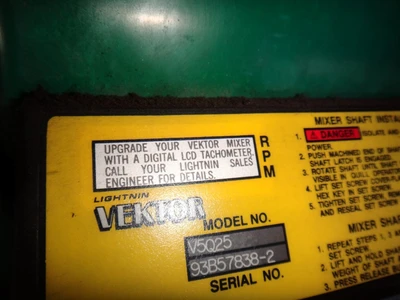 USED LIGHTNIN V5Q25