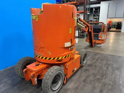 Used 2012 JLG E300AJP Manlifts Minnesota US | Birnstengel Equipment #1550152