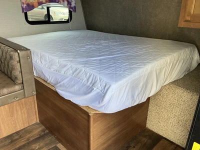 Used 2017 KEYSTONE SPRINGDALE SUMMERLAND SERIES MINI SM1800 Campers, Caravans, Motorhomes Michigan US | Miedema Asset Management Group #1397246