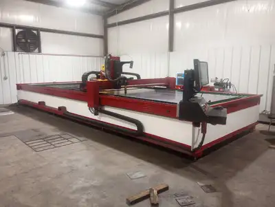 USED 2024 GENX 8X25