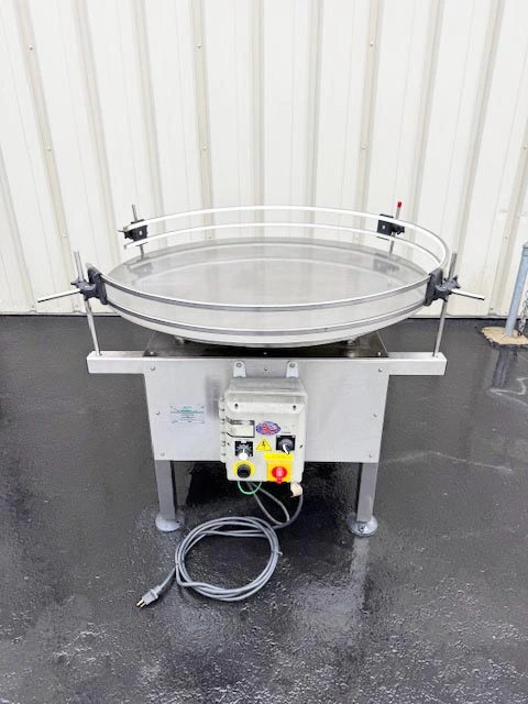 Used _UNKNOWN_ 42-TT Accumulation Tables Connecticut US | Litchfield Packaging Machinery #761856