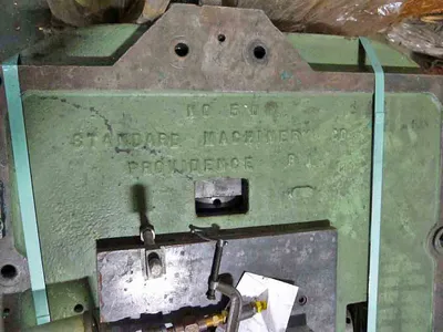 USED STANDARD MACHINE CO. 5U