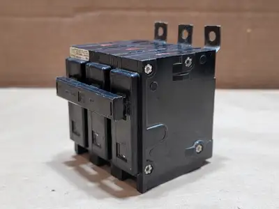 Used WESTINGHOUSE BAB3015H Switchgears British Columbia CA | Lenmark #835465