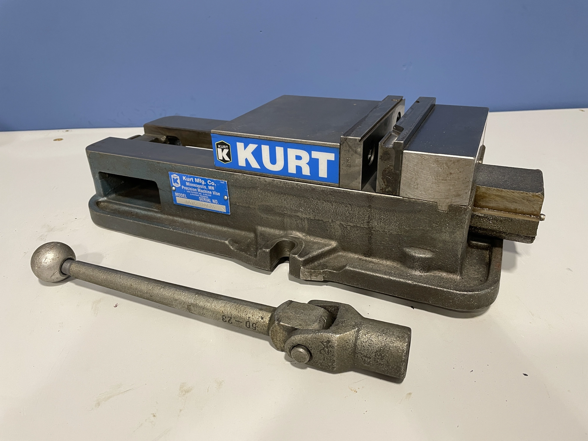 USED KURT D675