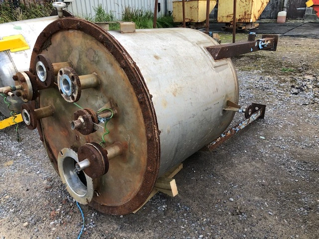 Used _UNKNOWN_ 640 LITRE Stainless Steel Tanks New Jersey US | Perry Equipment #120991