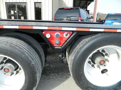 New | in-Stock 2026 PITTS LB35-22DC Lowboy Trailers Tennessee US | LMI Tennessee LLC #1505013