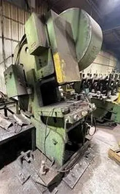 30" x 4" 12 Stand Bradbury Rollforming Line