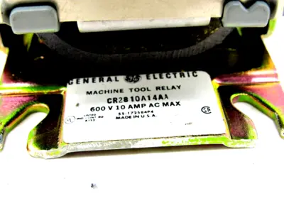 NEW GENERAL ELECTRIC CR2810A14AA2 RELAY